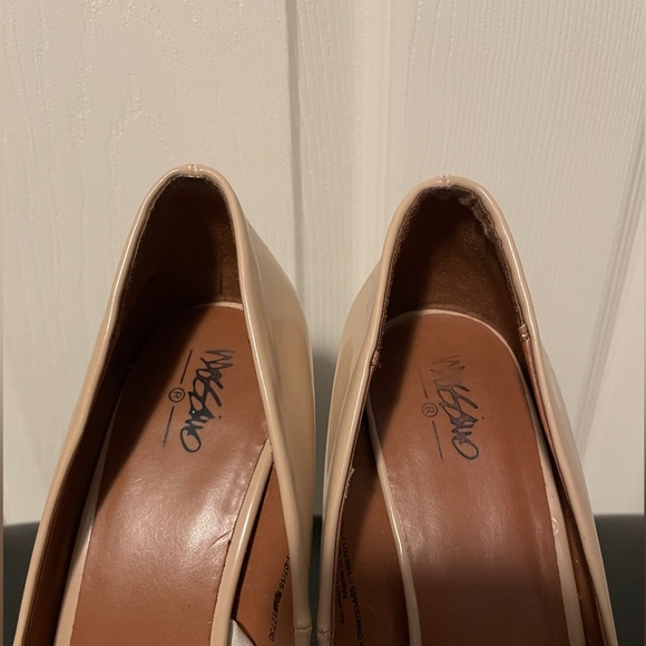 Mossimo Nude Heels - Picture 4 of 6